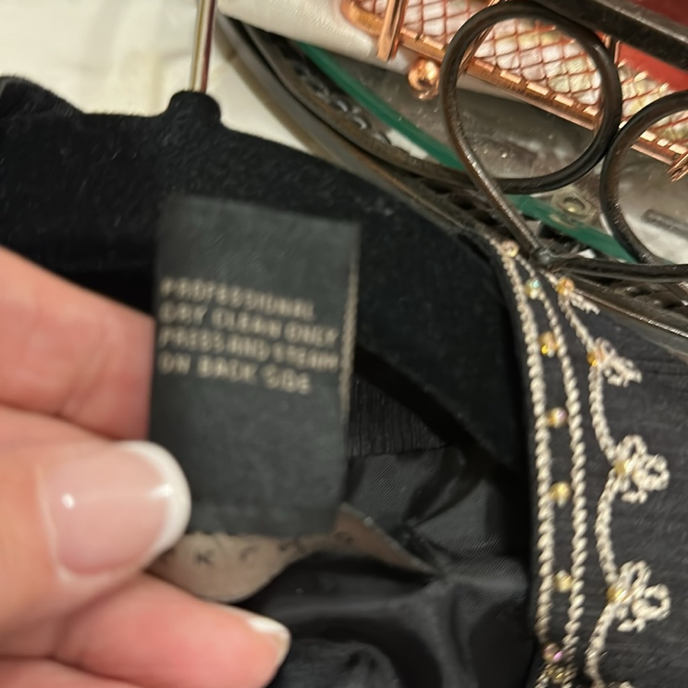Misses large petite black silk lined jacket - Picture 7 of 11